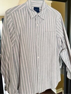 American Eagle Outfitters Gray Shirt with Pink Stripes - Soft Cotton